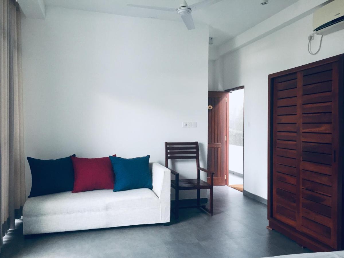 Jasmine Garden Beach Guest House Hikkaduwa Dış mekan fotoğraf